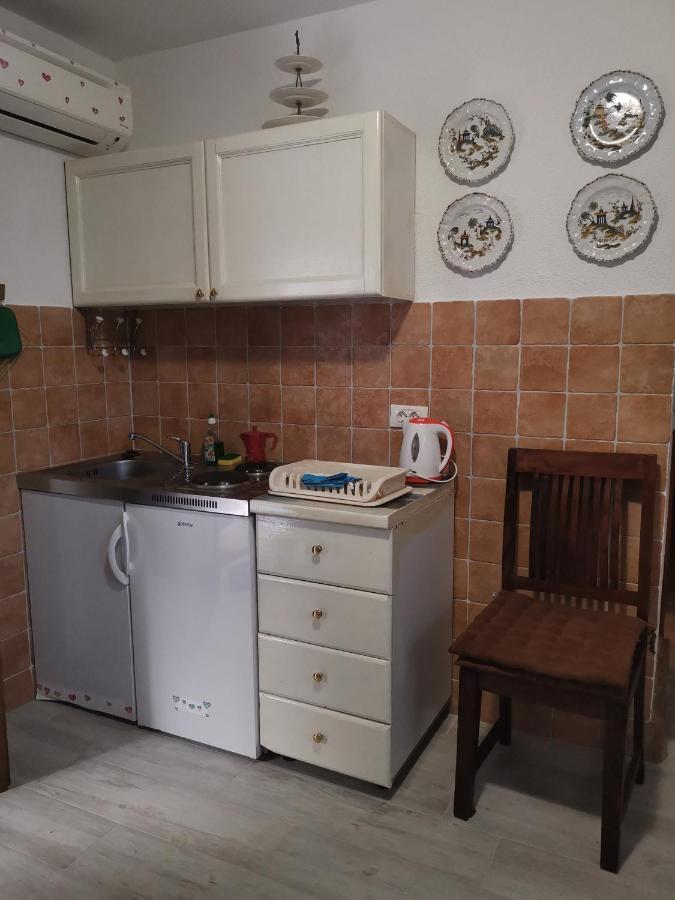 Apartment Giulio - 10Mt To The Beach Rovigno Esterno foto